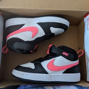 Nike Girls Kids Sneakers size 8c
